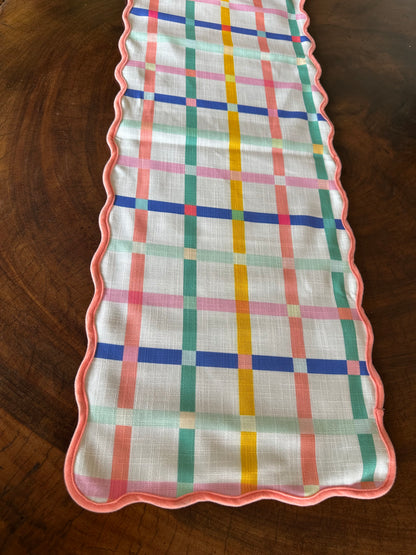 TT-CA-001 Camino de Mesa Cuadros Pastel