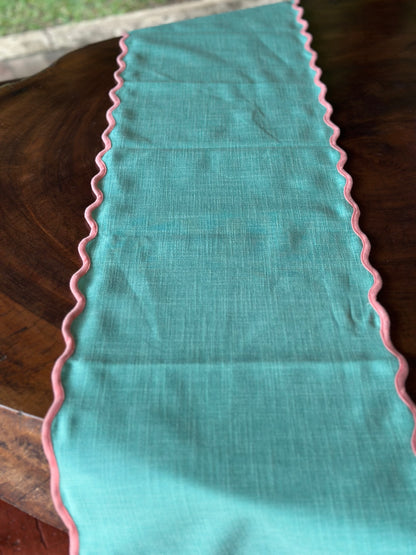 TT-CA-001 Camino de Mesa Cuadros Pastel